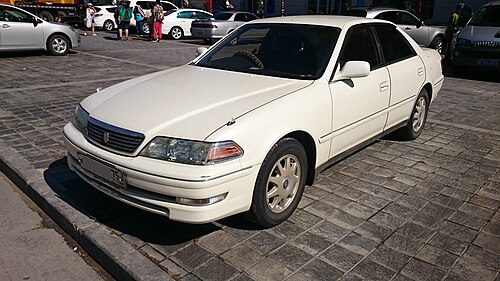 100